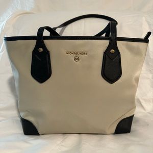 Michael Kors Beige Khaki purse bag